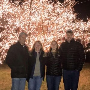 Meet your Posher, Helen